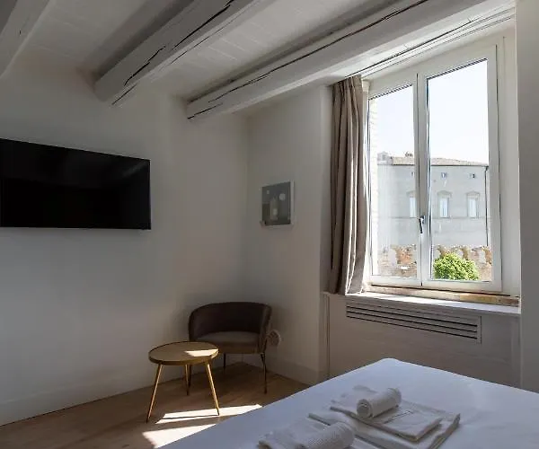 فندق مبيت وإفطار Residenza Amblingh فاستو