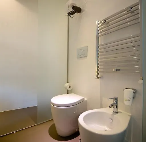 فندق مبيت وإفطار Residenza Amblingh فاستو