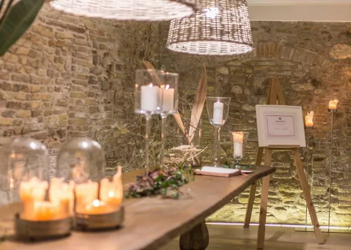 Residenza Amblingh 4* فاستو